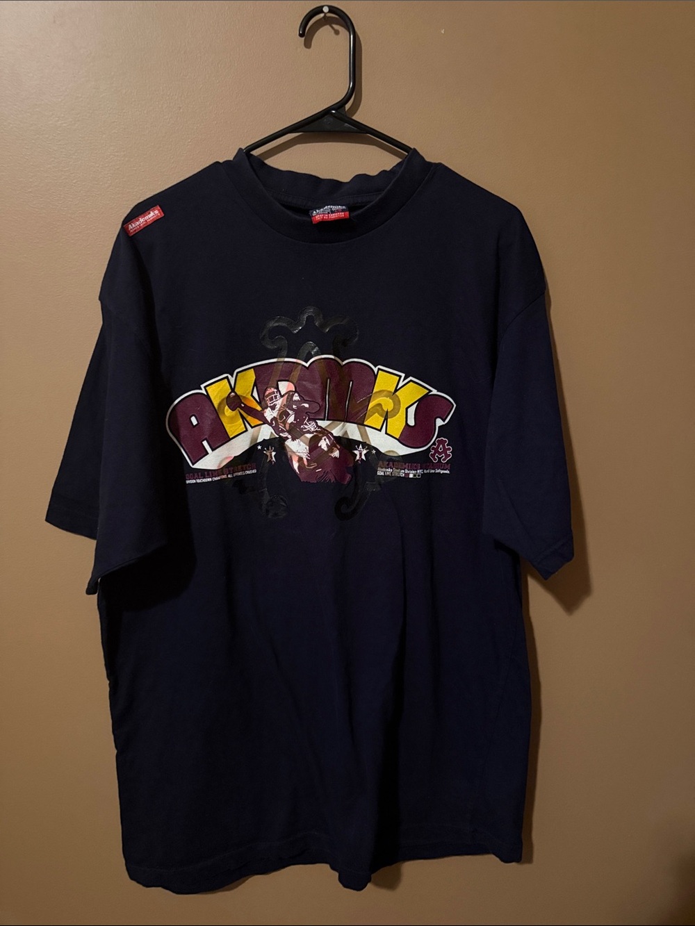 Akademiks tee - Picture 2 of 4